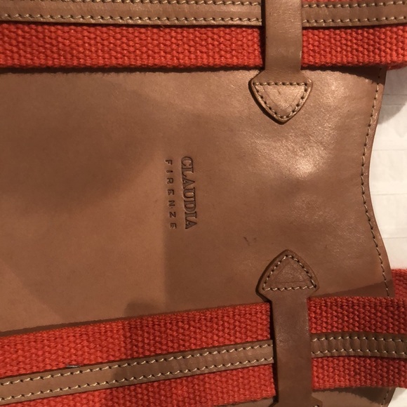 Italian leather handbag - clutch style - great quality, very trendy and unique! - Picture 2 of 3